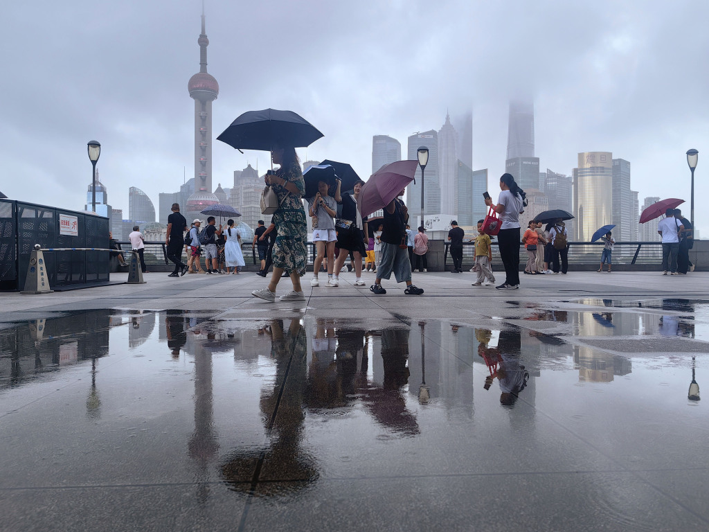 上海发布台风蓝色预警，明后天大部分地区有暴雨