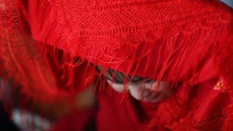 “外嫁女”能否获得同等补偿安置？最高法典型案例作出指导