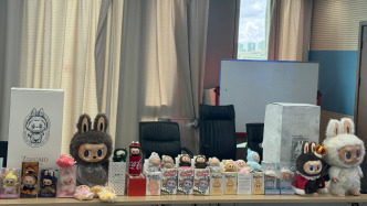 上海警方搗毀銷售假LABUBU團(tuán)伙：價(jià)格為正品六七成，已售數(shù)十萬件