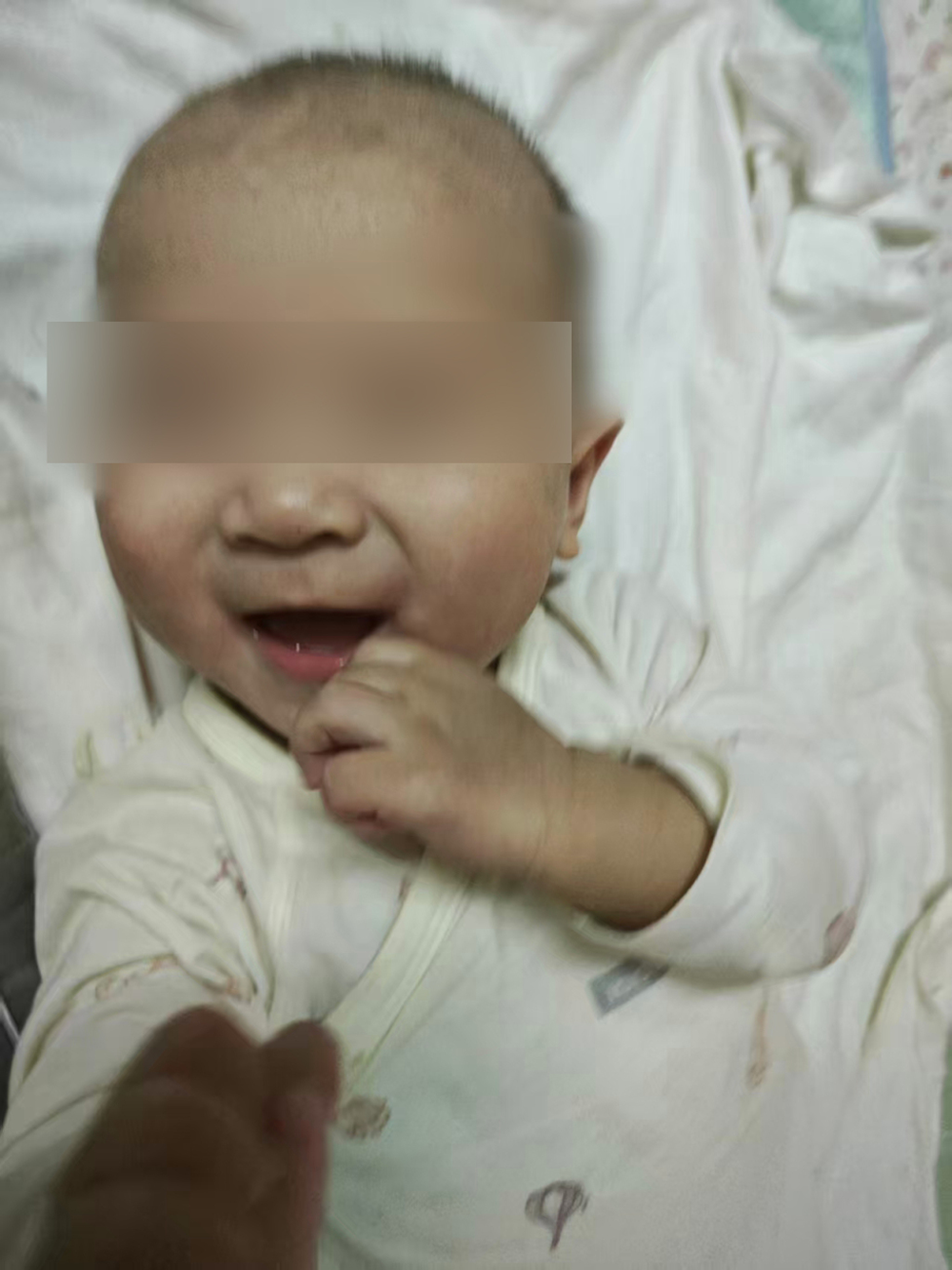 黑龙江6月龄婴儿患罕见病续：获多方帮助，将行骨髓移植手术