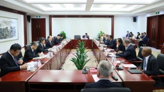 李樂成會見美中貿(mào)易全國委員會董事會代表團，就智能制造等領域交流