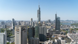 南京土拍13宗宅地收金近69亿元，鼓楼区宅地楼面价再破4万元/平方米