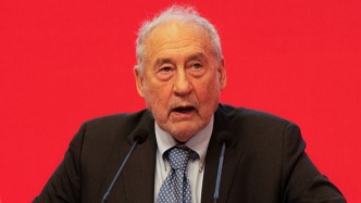 斯蒂格利茨谈《大转型》：在一切都太迟之前，救济全球社会的不平衡