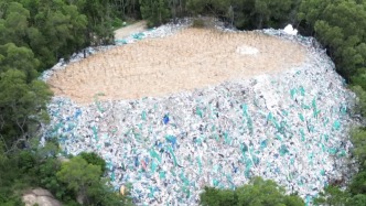 福建云霄沿海防護(hù)林被曝光多個(gè)“垃圾山”，當(dāng)?shù)剡B夜清運(yùn)整改