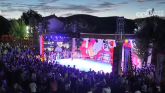 各地“暑期档”精彩不断 “旅游+”花样频出,“夏日经济”持续释放活力