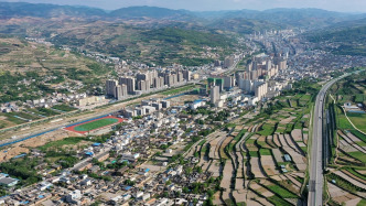 什么是人口小縣重組的最優(yōu)規(guī)模？學(xué)者從政府人均人力成本角度分析