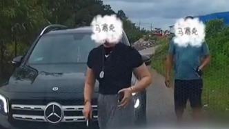 “被亮证逼迫让路”当事人：已接受对方道歉，望依法依规处理“亮证者”