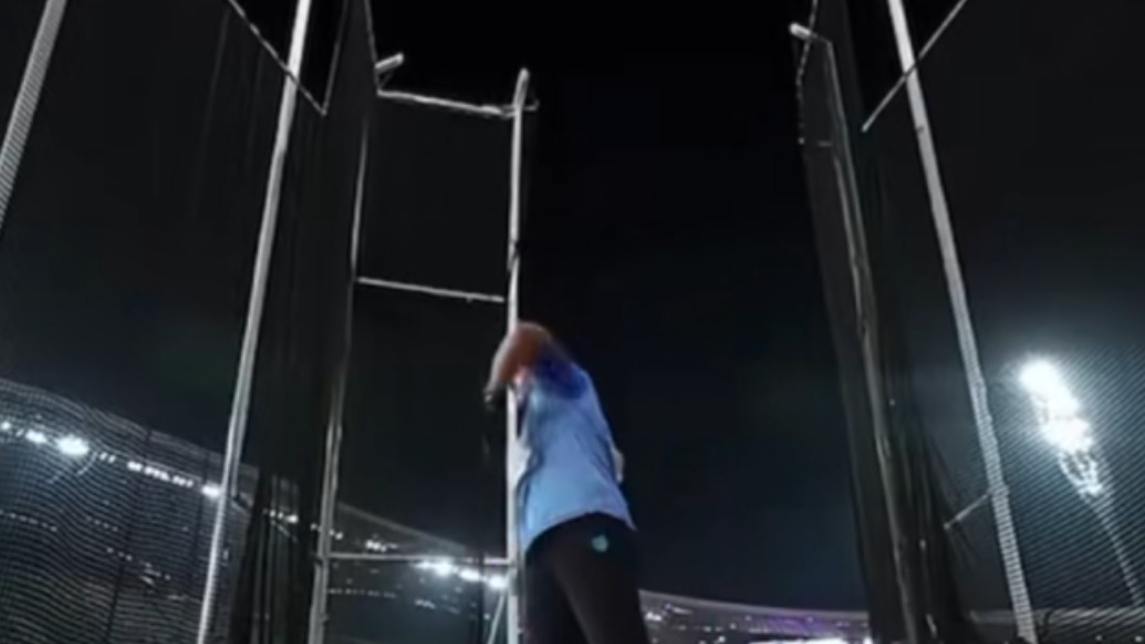 祝贺!18岁中国姑娘链球投出77米24,刷新纪录