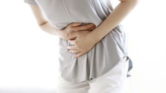 工人日報調查痛經假如何“無痛”落地：職工不敢請、企業(yè)怕被鉆空子