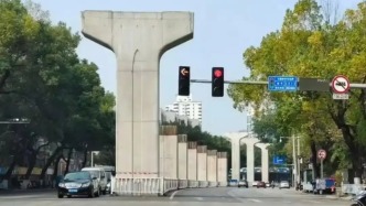 网友建议柳州轻轨柱子再利用，市轨道集团：正研究比选多种整改方式