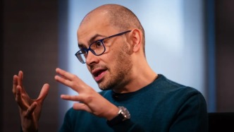 諾獎(jiǎng)得主哈薩比斯：自然界萬(wàn)物都可以被AI高效建模