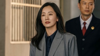董晴說“中女”首先是一個有生活閱歷的人：不只把女性的外表和年輕當(dāng)作談資