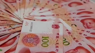 一民营企业状告江西万安县政府索要4000万元兜底补偿款，称其已拖欠多年