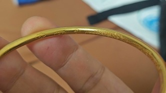 闲鱼用户卖黄金卷入电诈8万元被划扣，警方称符合办案流程