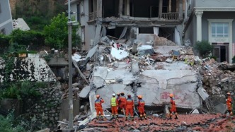 又救出一人！廣州白云區(qū)山體滑坡14人被困，消防已成功營救8人