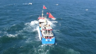 救助直升機(jī)東海風(fēng)浪中“一日兩救”，受傷漁民轉(zhuǎn)危為安