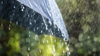 暴雨大暴雨转移阵地，北方降雨接棒华南