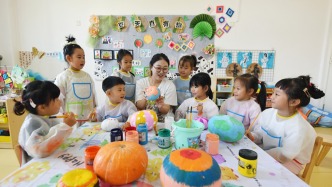 實施“免費”政策后，幼兒園質(zhì)量如何保障？教育部回應(yīng)