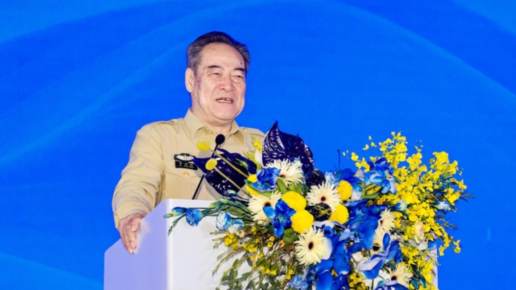 又一查無此人:“國務(wù)院參事余鵬翔”確認(rèn)系冒充