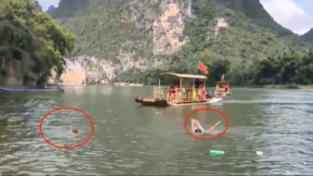 桂林漓江三名船夫合力救起兩名溺水小孩，景區(qū)回應(yīng)