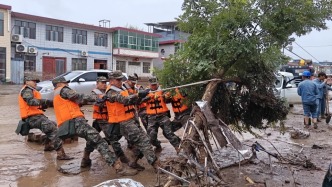 甘肃兰州榆中山洪受灾区约6成恢复供电
