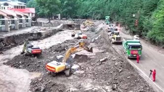 各地各部门持续做好防汛救灾各项工作，确保群众安全度汛