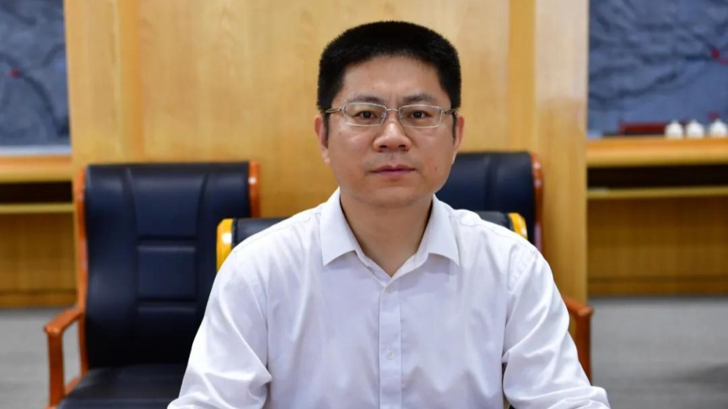 广西防城港市委原常委、秘书长杨亚俊被“双开”