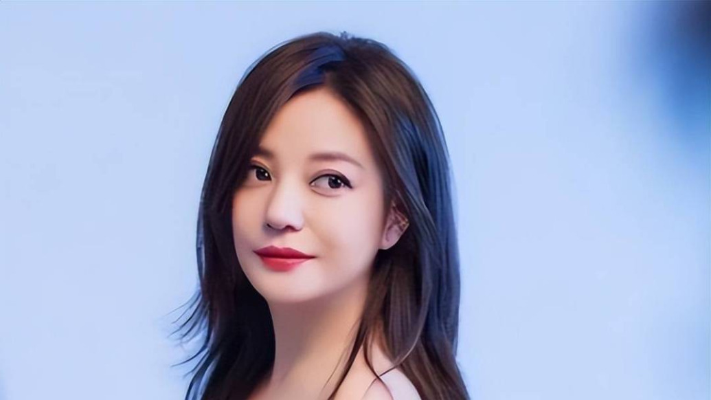 赵薇再被冻结12.6万股权，冻结期限为3年