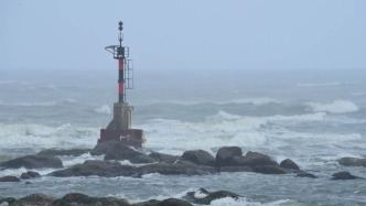 直播丨二登！台风“杨柳”在福建漳浦再次登陆，将持续给粤桂湘等地带来强降雨