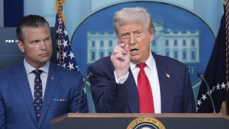 特朗普不滿澤連斯基說“不”：他有權(quán)參戰(zhàn)，卻無權(quán)做出領(lǐng)土讓步？