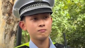 上?！熬砭砭佟钡?tīng)辯解、公正開(kāi)罰單，主打一個(gè)情緒穩(wěn)定