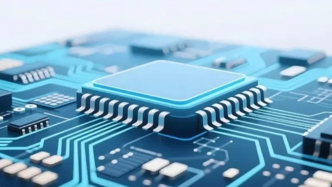 HBM4，路线各不同