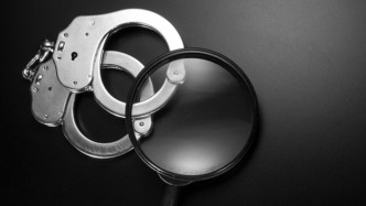 单位司机收钱“办社保”涉诈骗续：人社局答复称无他人涉案，案件审理中