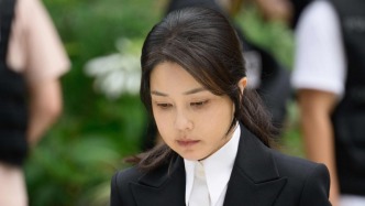 被捕后金建希住單人牢房、睡地鋪，三餐菜單曝光