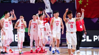 赛场屹线丨力克韩国晋级！中国男篮时隔十年再进亚洲杯四强
