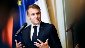 馬克龍：涉及烏領(lǐng)土問題必須且只能與澤連斯基談判