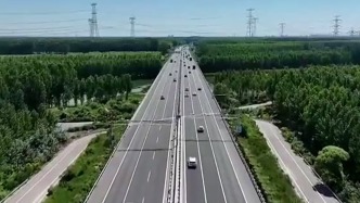 嚇人！12歲少年偷拿鑰匙開車，載4個小伙伴走高速去吃小吃