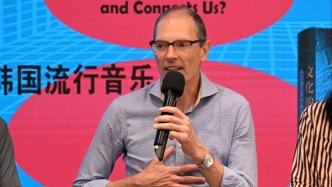 哈佛教授馬丁·普克納對(duì)談嚴(yán)鋒：文化如何跨越邊界，連接彼此