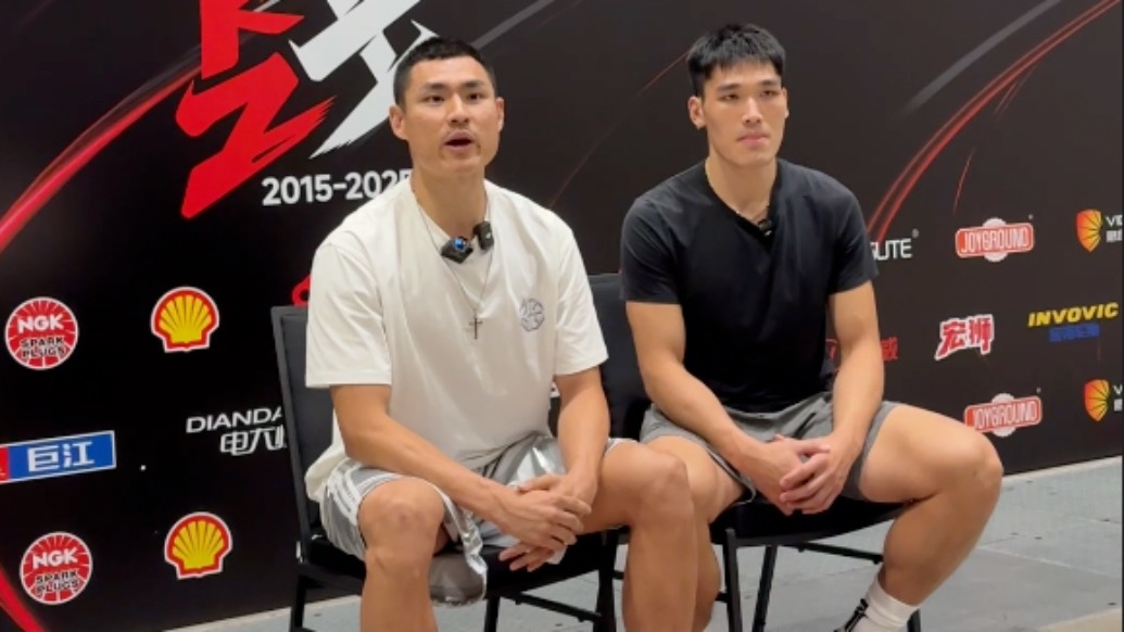 街球名將PK籃球博主，職業(yè)拳臺上演跨界對抗