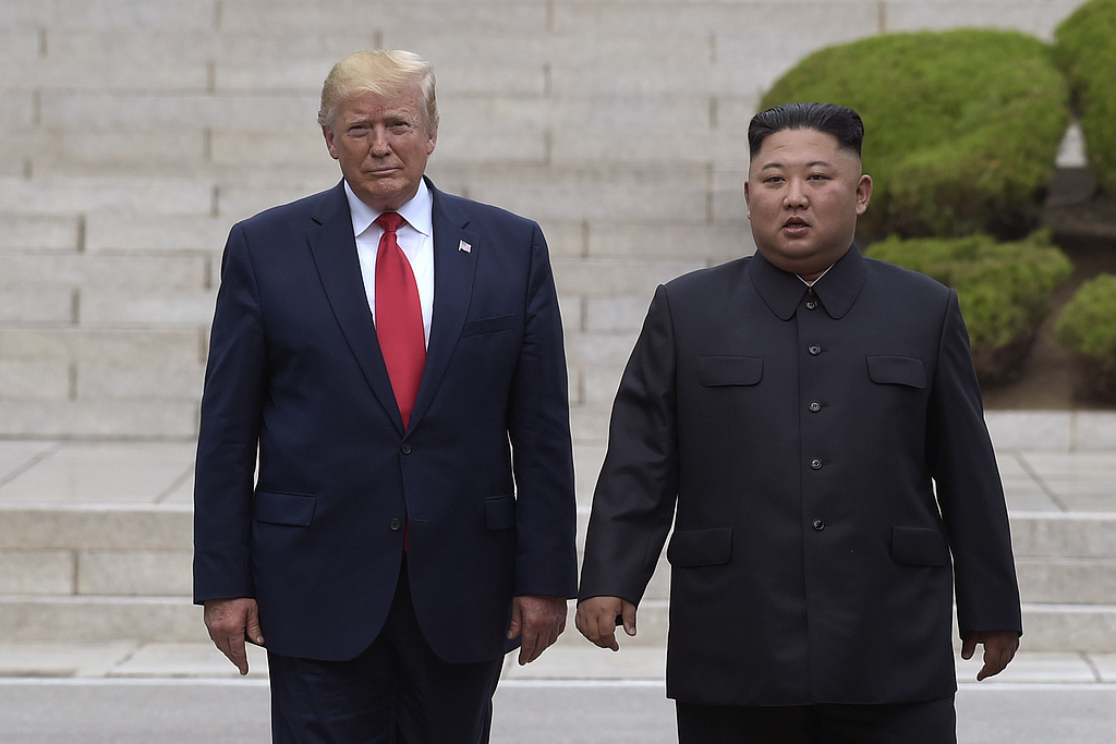 从河内到安克雷奇：特朗普式机会主义外交的旧瓶与新酒