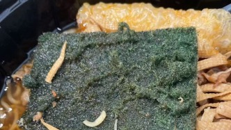 麻辣燙外賣吃出“百潔布”，涉事商家：煮菜師傅疏忽，已開除