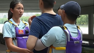 為少年英雄點贊！上海3名14歲皮劃艇運動員，與工人合力救援落水男子