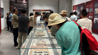 百余幅淞滬抗戰(zhàn)照片展出，記錄日軍轟炸上海的罪行