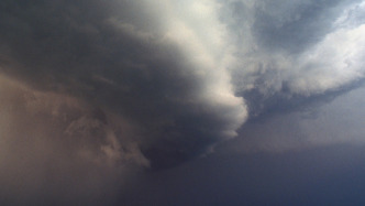 熱帶低壓攜暴雨靠近華南，華北東北需警惕強(qiáng)對流天氣