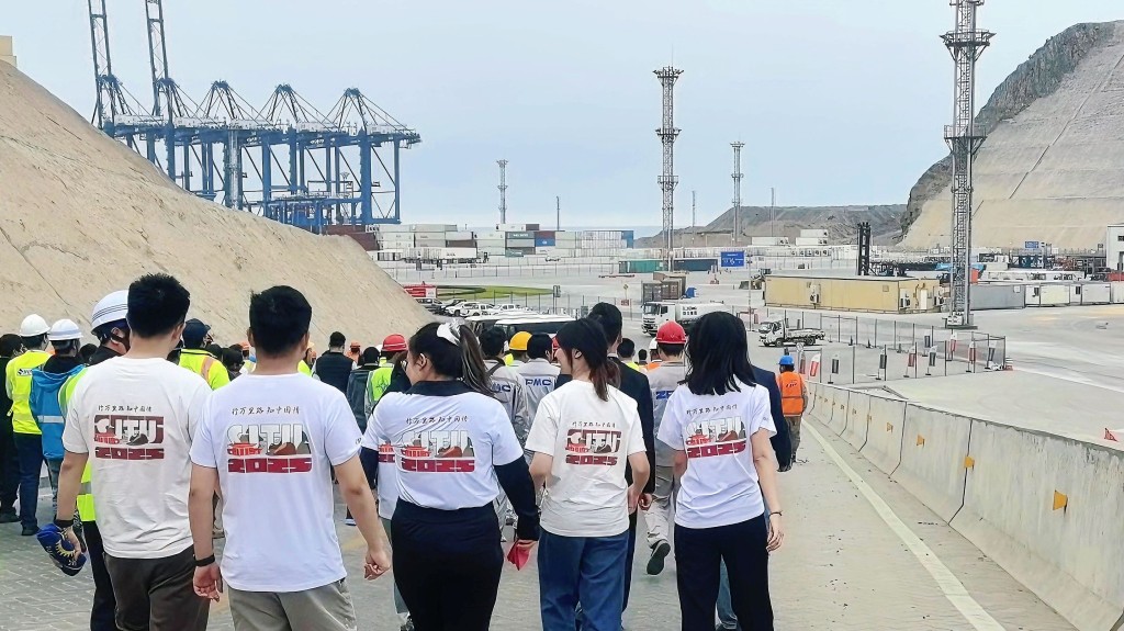 青春华章｜跨越一万七千公里，上海交大将思政课搬到秘鲁钱凯港