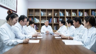 行醫(yī)之談｜段濤：不要神化也不要污名化醫(yī)生，大家共同的“敵人”是疾病