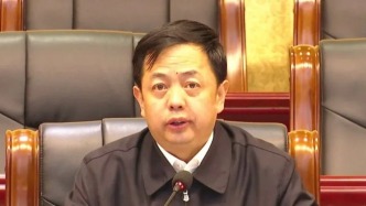 韓向暉案細節(jié)曝光：曾收裝有198萬現(xiàn)金拉桿箱，行賄人獲刑10年