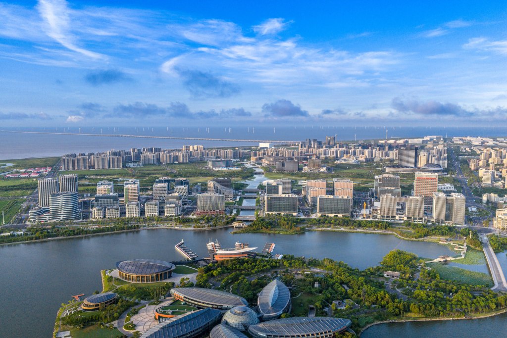 观察｜加速“生产”科技成果转化，临港科创城建设首发推出“零成本”起步