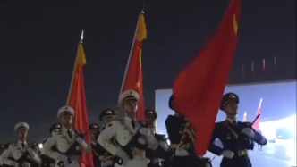 骄傲！九三阅兵演练踏出最帅风景线