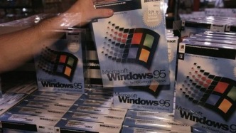 历史上的今天｜1995年8月24日，微软发行Windows 95操作系统